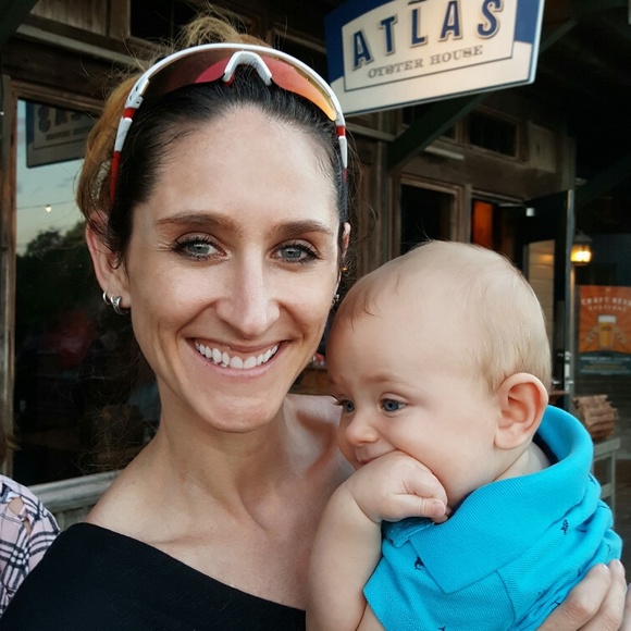 Meet your Posher, Caitlin - Picture 1 of 1